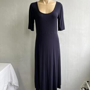Daily Ritual Size Medium Navy Blue Short Sleeve A Line Maxi Dress Scoop Neck